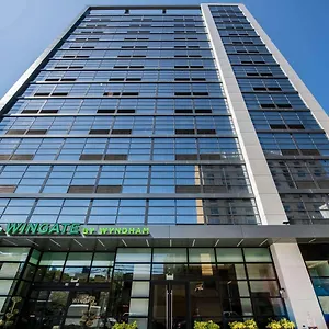 Wingate By Wyndham Long Island *** New York