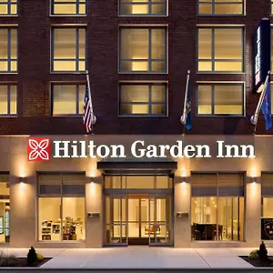 Hilton Garden Times Square South Hotell